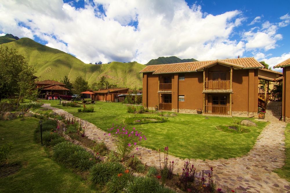 Lizzy Wasi Urubamba Hotel Exterior foto