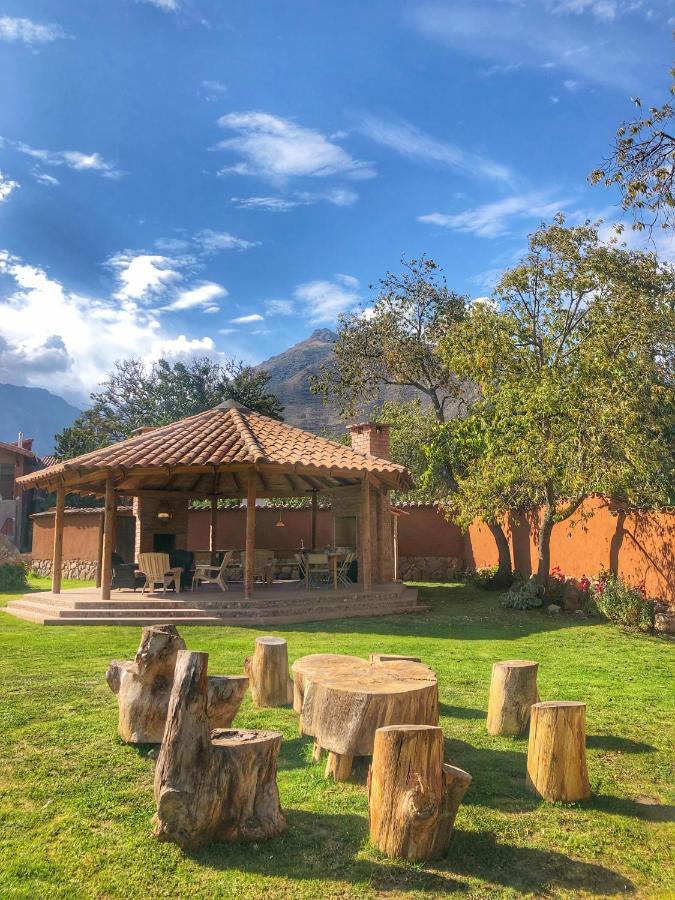 Lizzy Wasi Urubamba Hotel Exterior foto