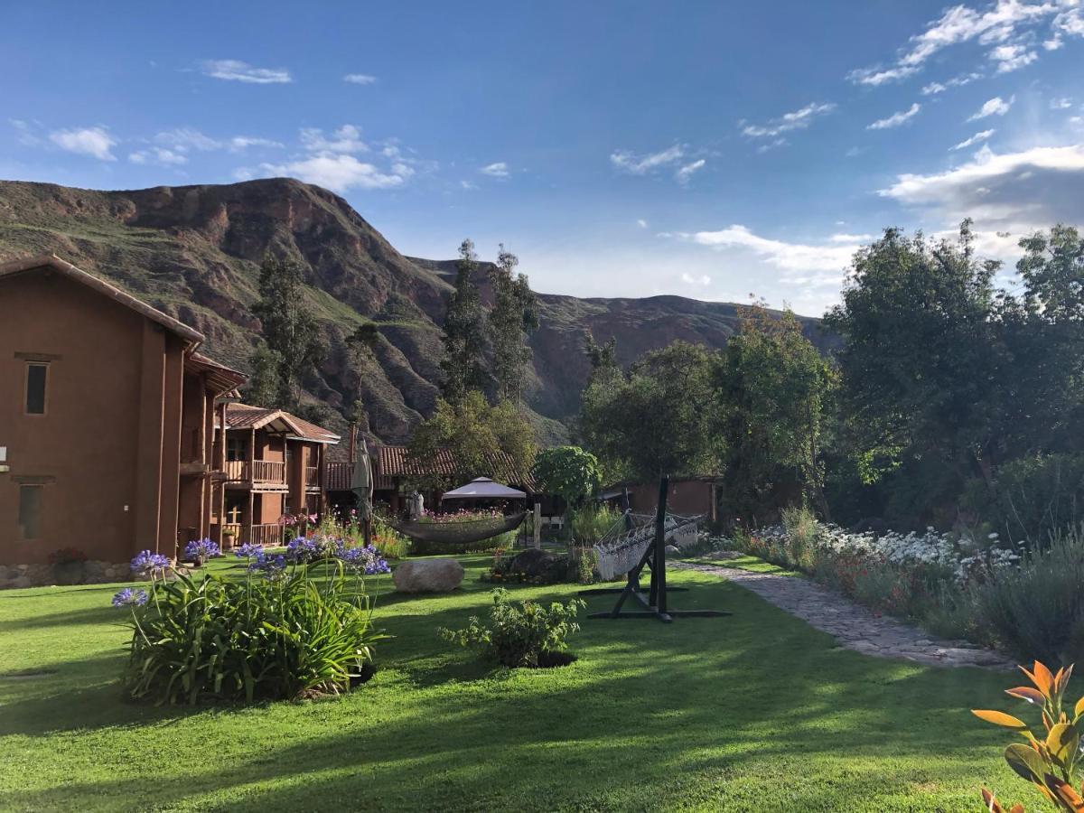 Lizzy Wasi Urubamba Hotel Exterior foto